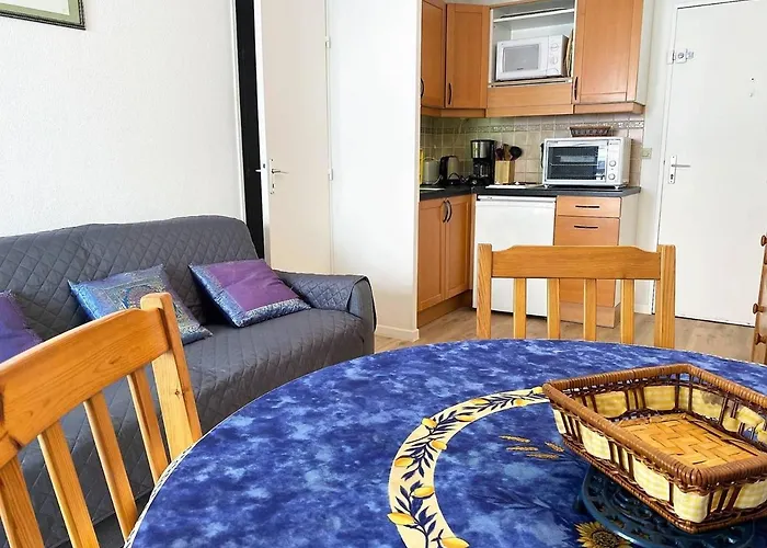 Climatise, 4 Couchages, A 2 Pas De La Au Lavandou - Fr-1-251-93 Apartmán