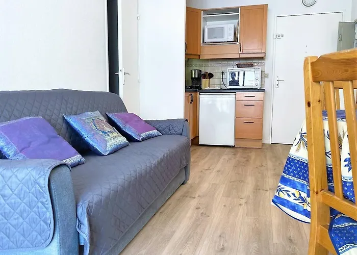 Lejlighed Climatise, 4 Couchages, A 2 Pas De La Au Lavandou - Fr-1-251-93 Le Lavandou