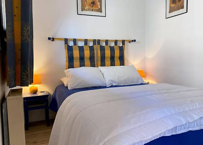 Climatise, 4 Couchages, A 2 Pas De La Au Lavandou - Fr-1-251-93 Lägenhet Le Lavandou